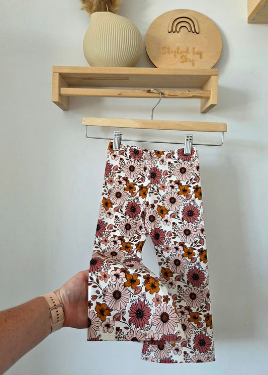 Flared Vintage Daisy