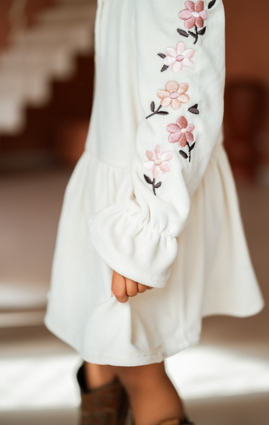 Dress Almond Velvet Broderie Flowers