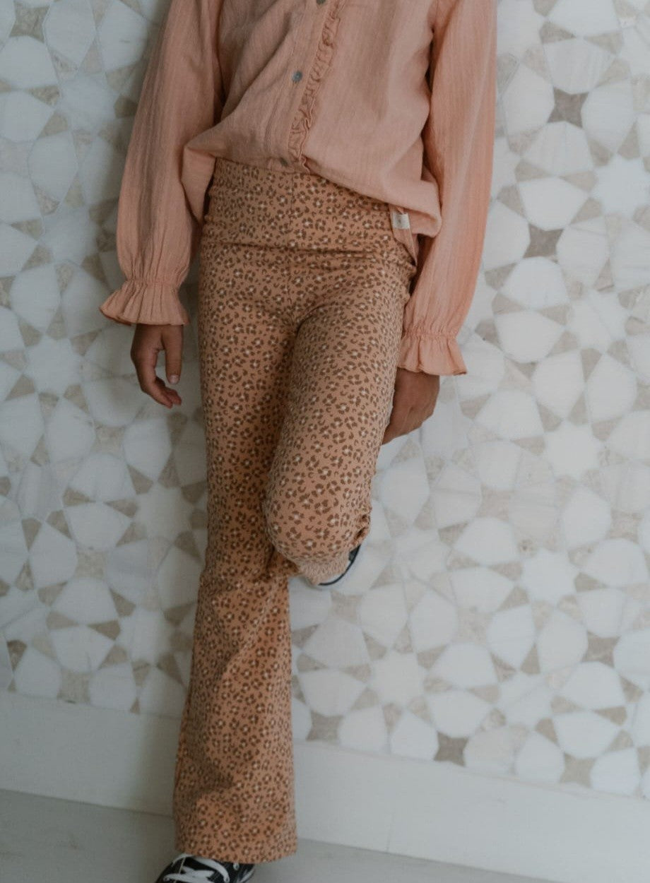 Flared Leopard Flower Pink Sand